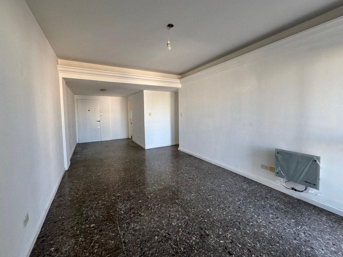 VENTA DEPTO 4 AMBIENTES FLORES NORTE