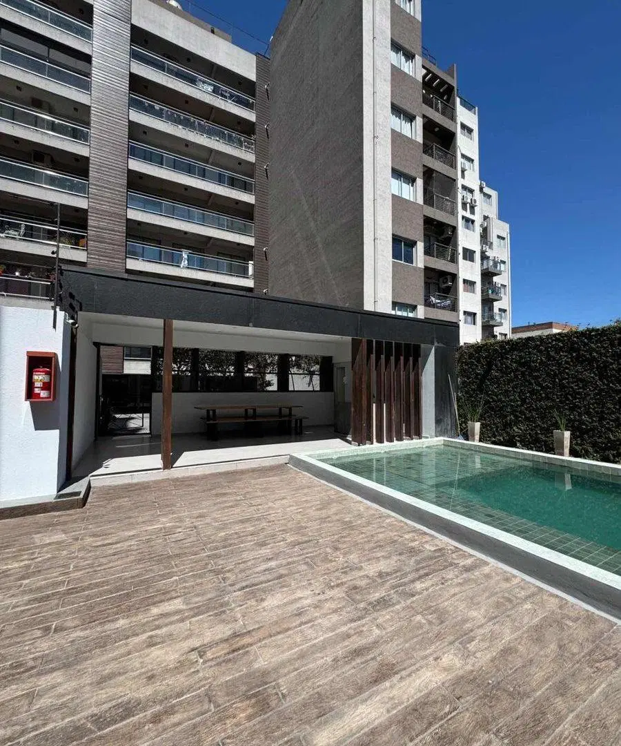 VENTA DEPTO 3 AMB C/ COCHERA MORÓN 2