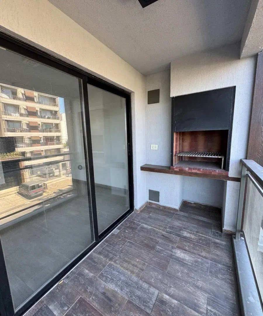 VENTA DEPTO 3 AMB C/ COCHERA MORÓN 4