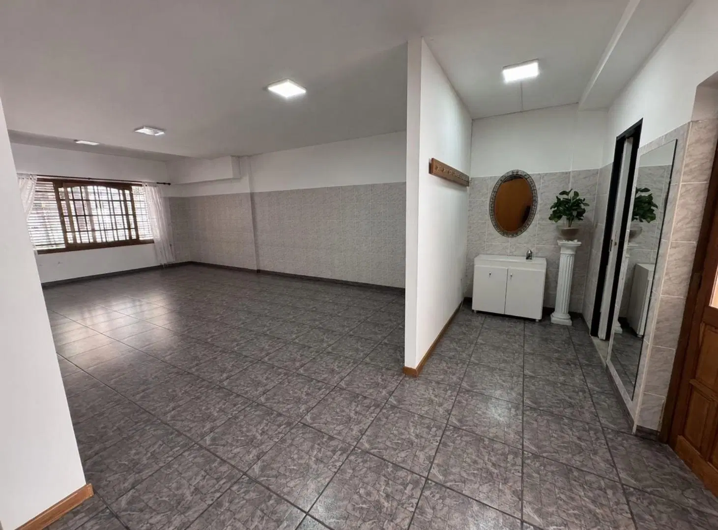 PH TIPO CASA CON PILETA VENTA LOMAS DEL MIRADOR 2