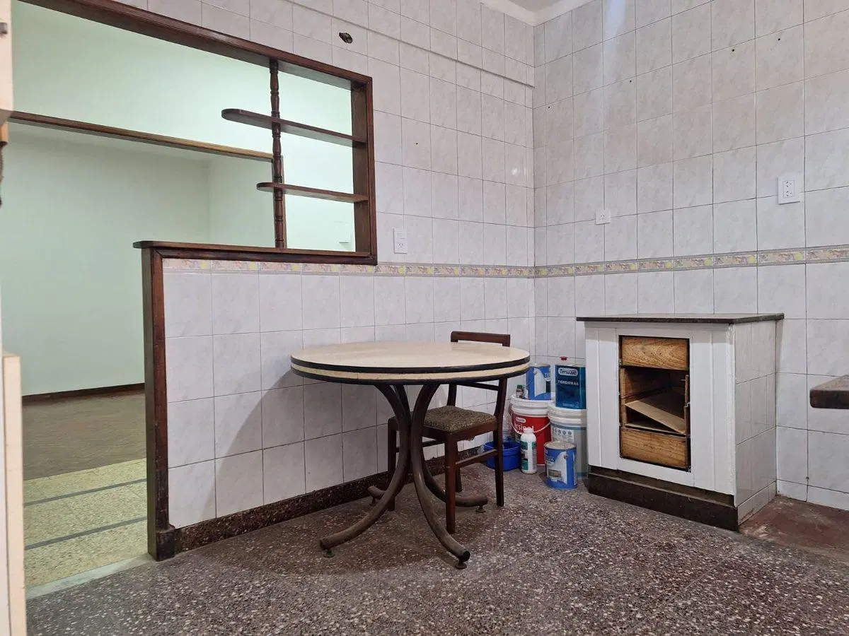 Venta 3 ambientes con patio. Terraza comp. Gerli 2