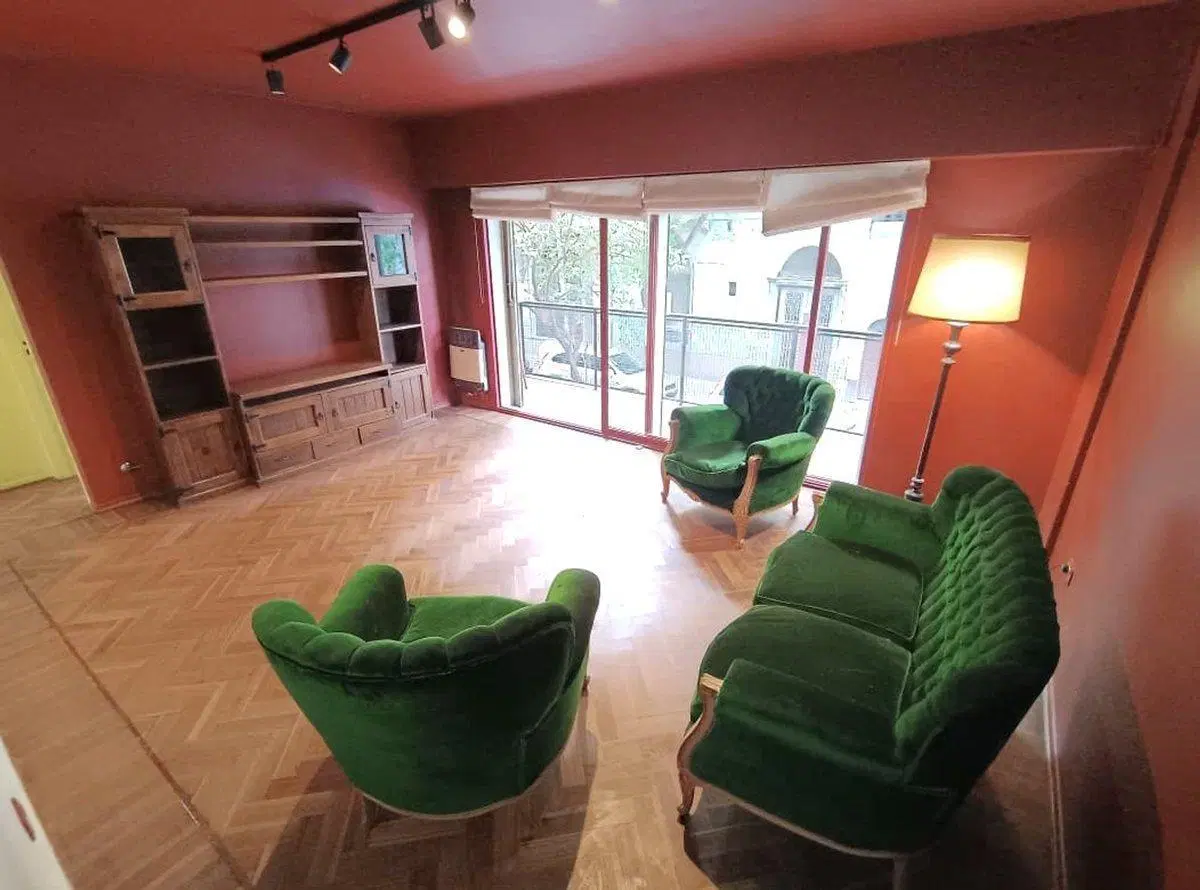 VENTA DEPARTAMENTO 4 AMBIENTES, FLORES. 5