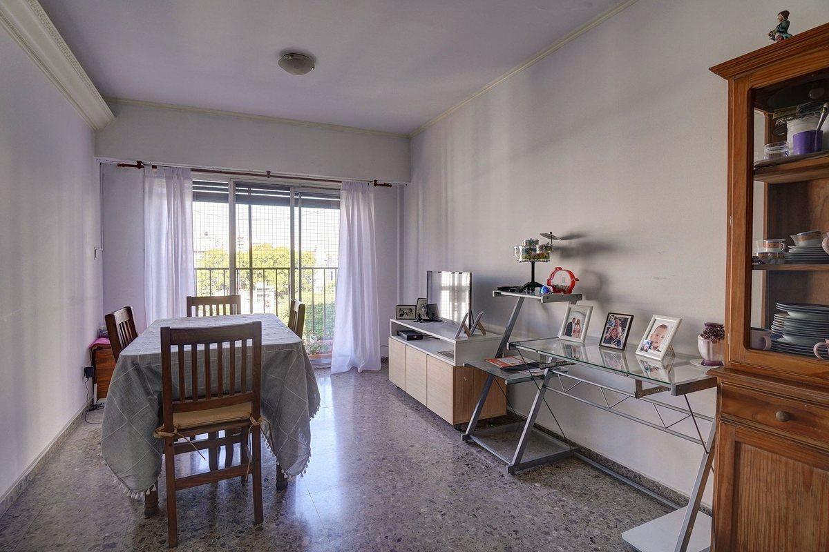 VENTA 4 AMB AL FTE. FLORES