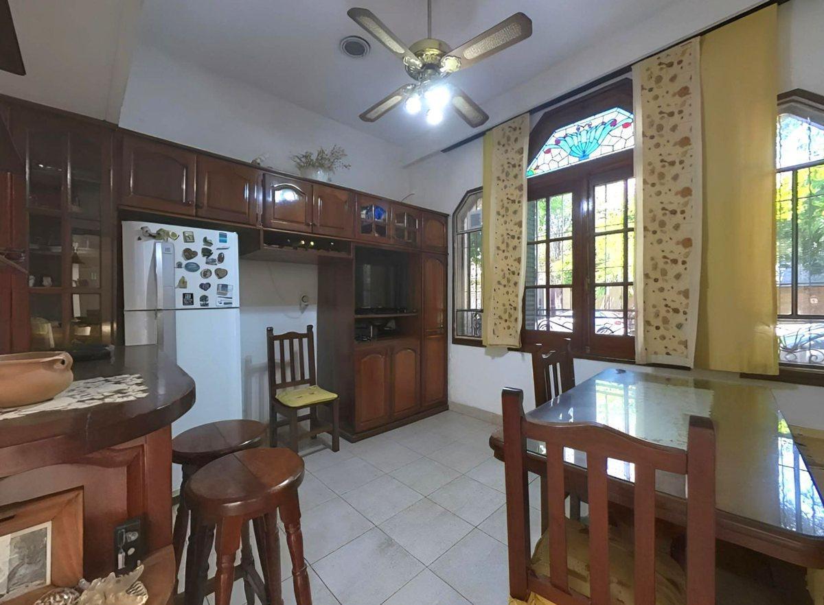 Foto de Venta Casa 5 amb c/coch - Terraza - Flores, imagen 3