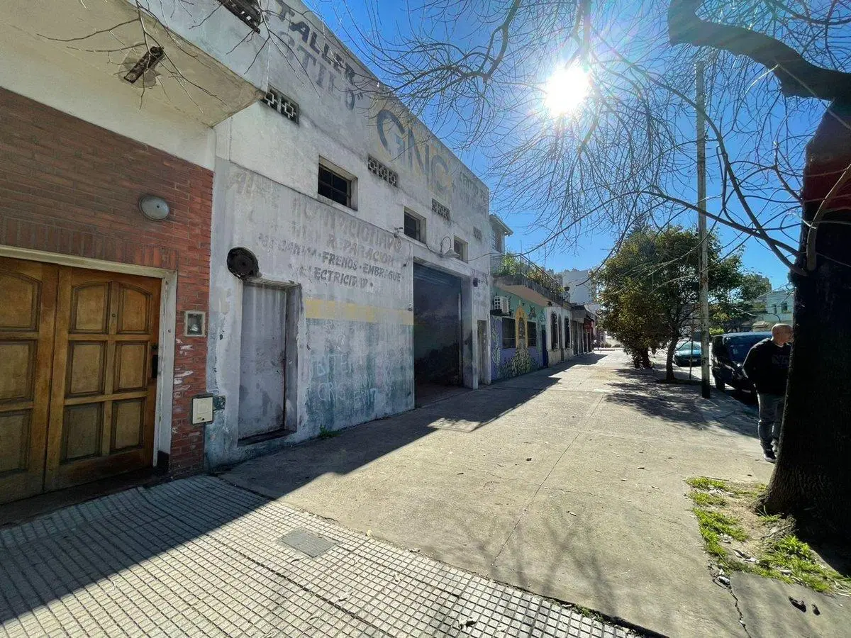VENTA LOTE -OPORTUNIDAD UNICA EN PARQUE CHACABUCO 4