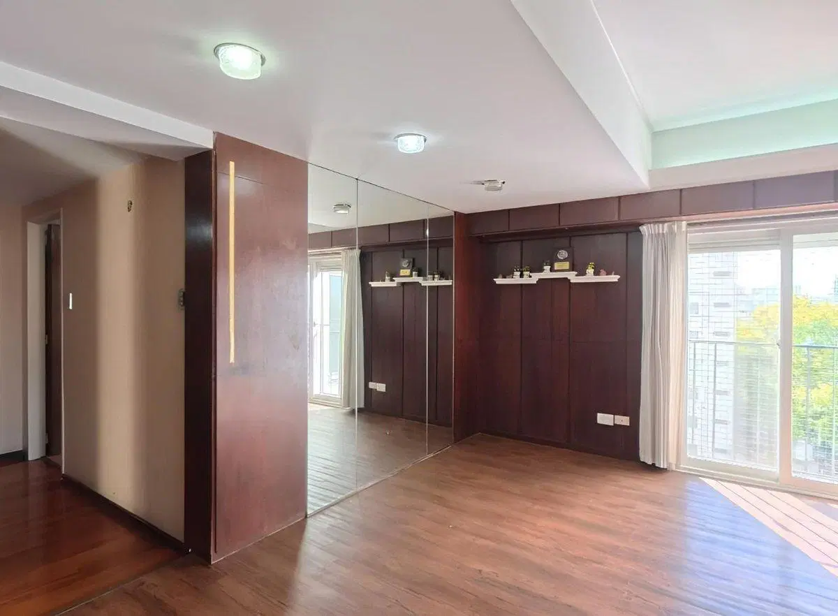 DEPARTAMENTO 6 AMB EN DUPLEX C/COCH EN FLORES 3