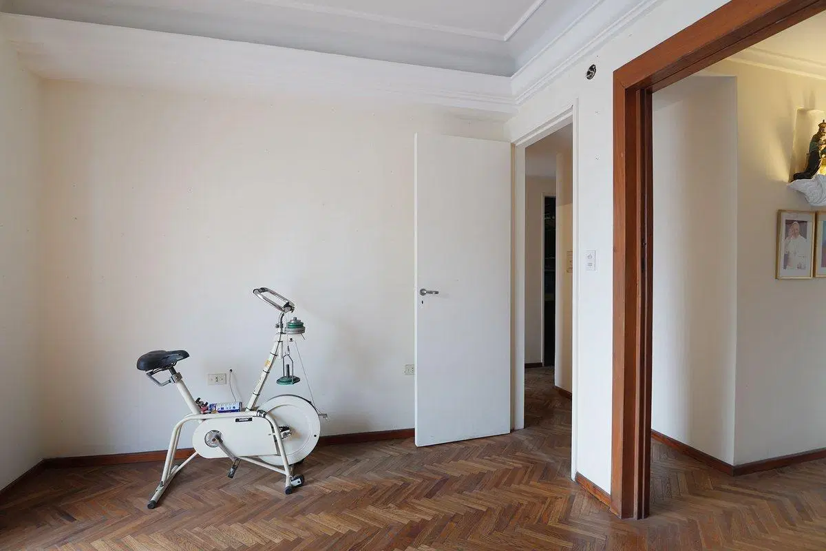 VENTA DPTO 3 DORM C/DEPEND. COCHERA FIJA CABALLITO 5