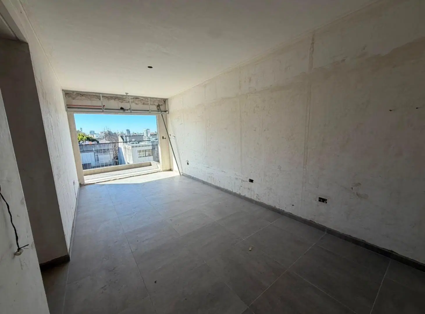 Venta - Departamento 3 amb a estrenar -Barrio Naon 4