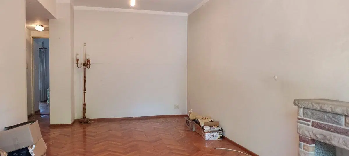VENTA DEPTO. 3 AMBIENTES. BALCON Y PATIO. FLORES 8