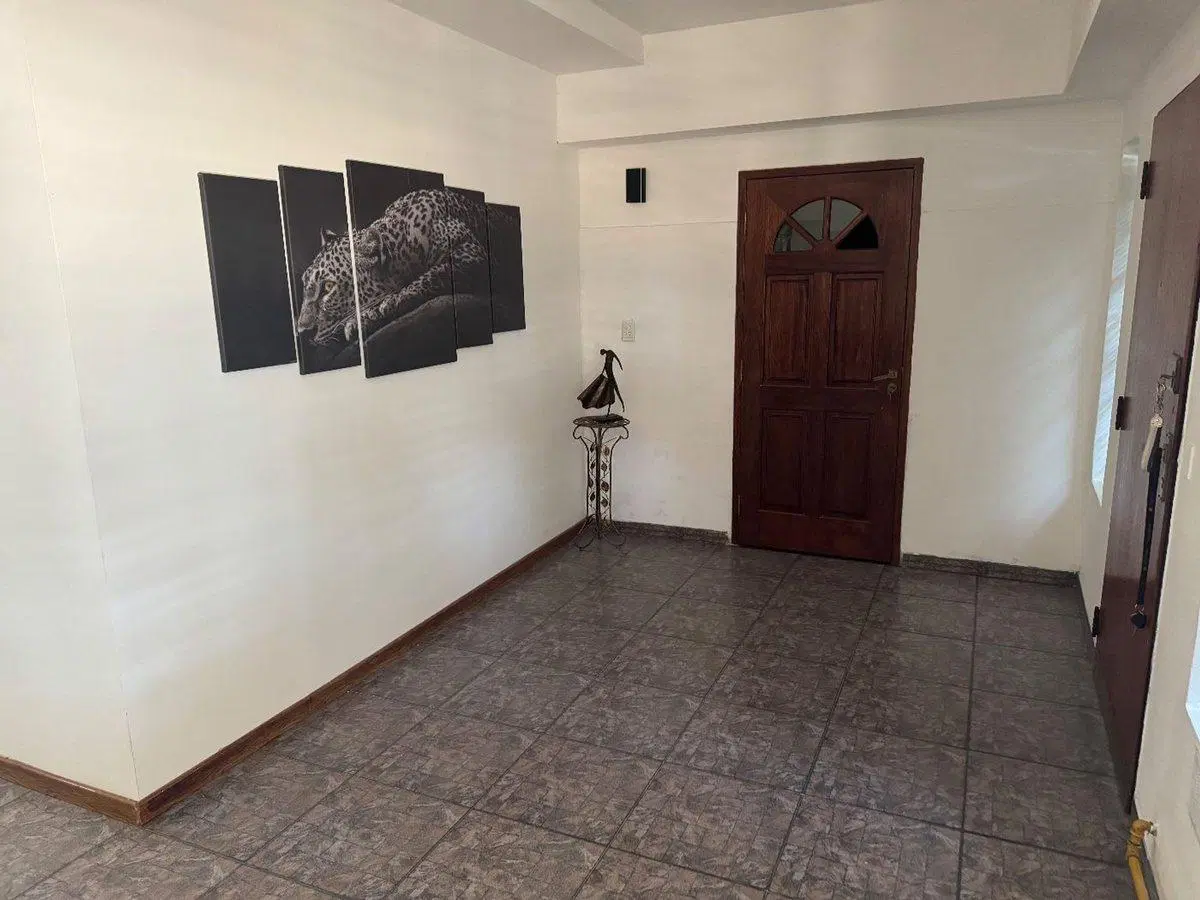 PH TIPO CASA CON PILETA VENTA LOMAS DEL MIRADOR 1