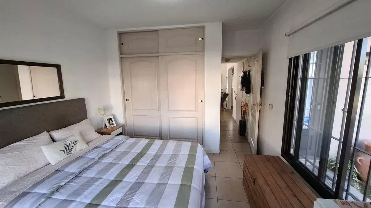 VENTA DEPARTAMENTO 2 AMBIENTES  C/ COCHERA MORENO 3