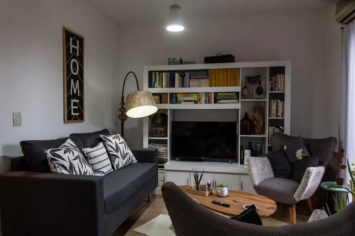 VENTA DEPARTAMENTO 2 AMBIENTES  C/ COCHERA MORENO 5