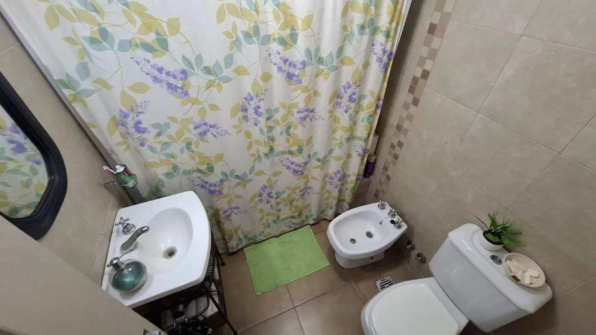 VENTA DEPARTAMENTO 2 AMBIENTES  C/ COCHERA MORENO 1