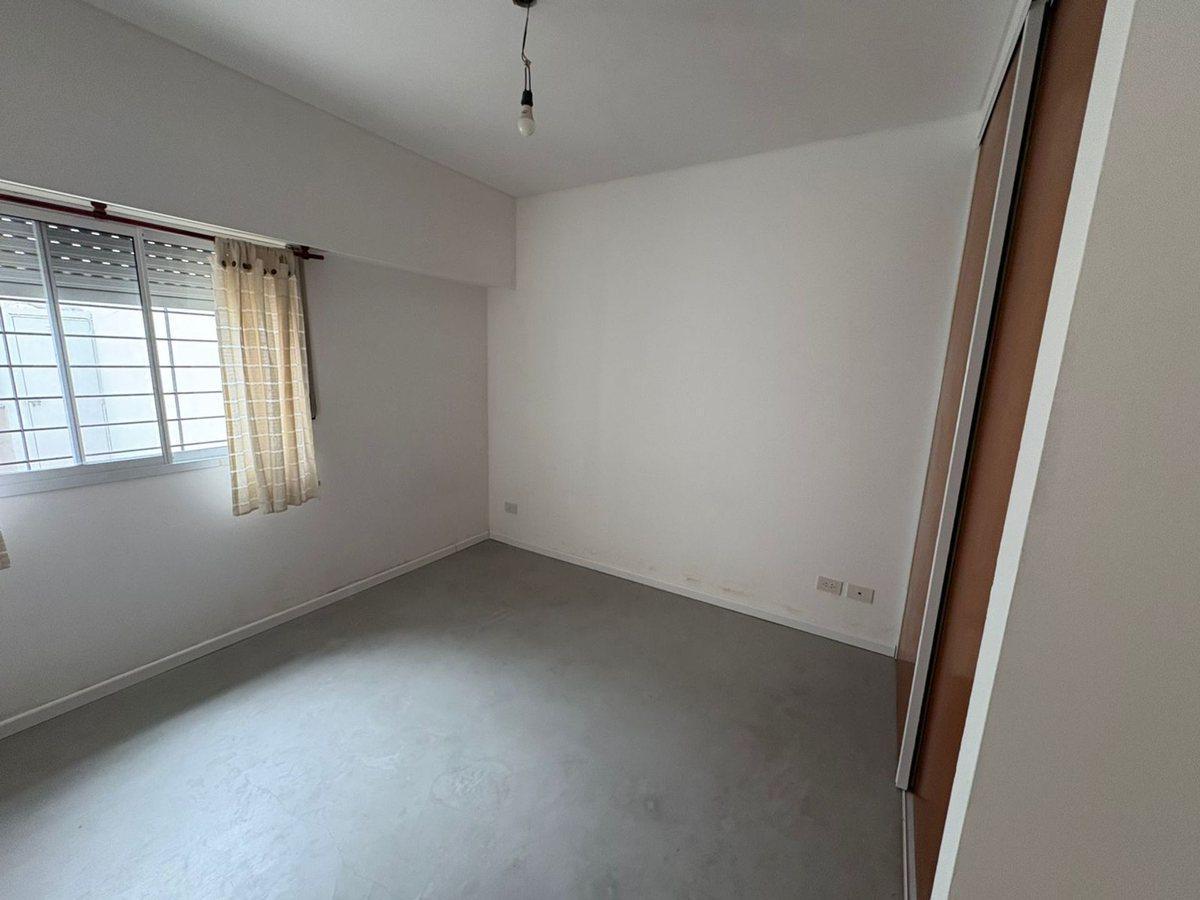 Foto de Venta Ph 2 Amb Liniers Sin Expensas Con Patio, imagen 2
