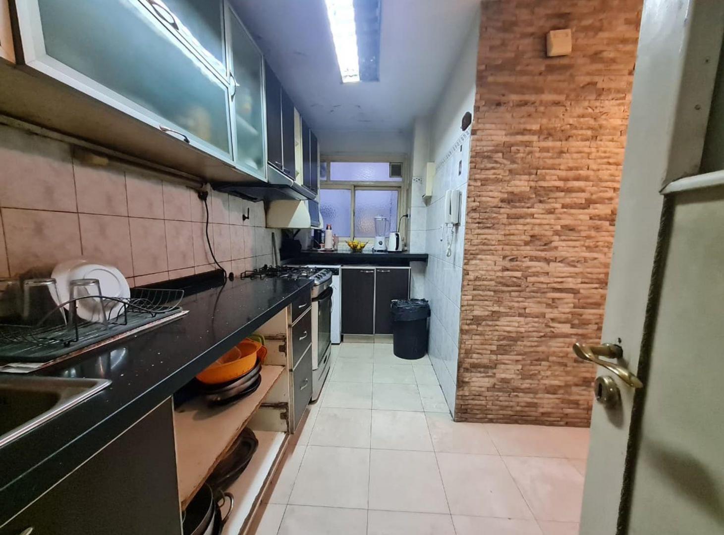 Foto de Venta depto. 4 amb. c/dep. y balcón. Balvanera, imagen 2