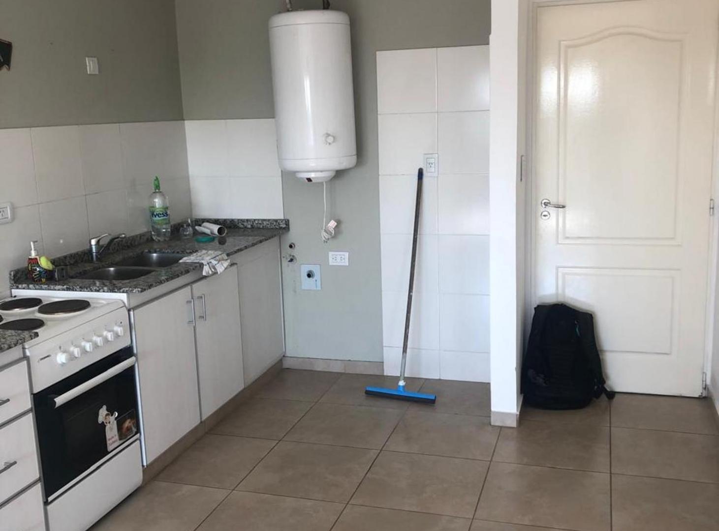 Foto de VENTA DPTO 2 AMB C/COCHERA EN MERLO, imagen 3