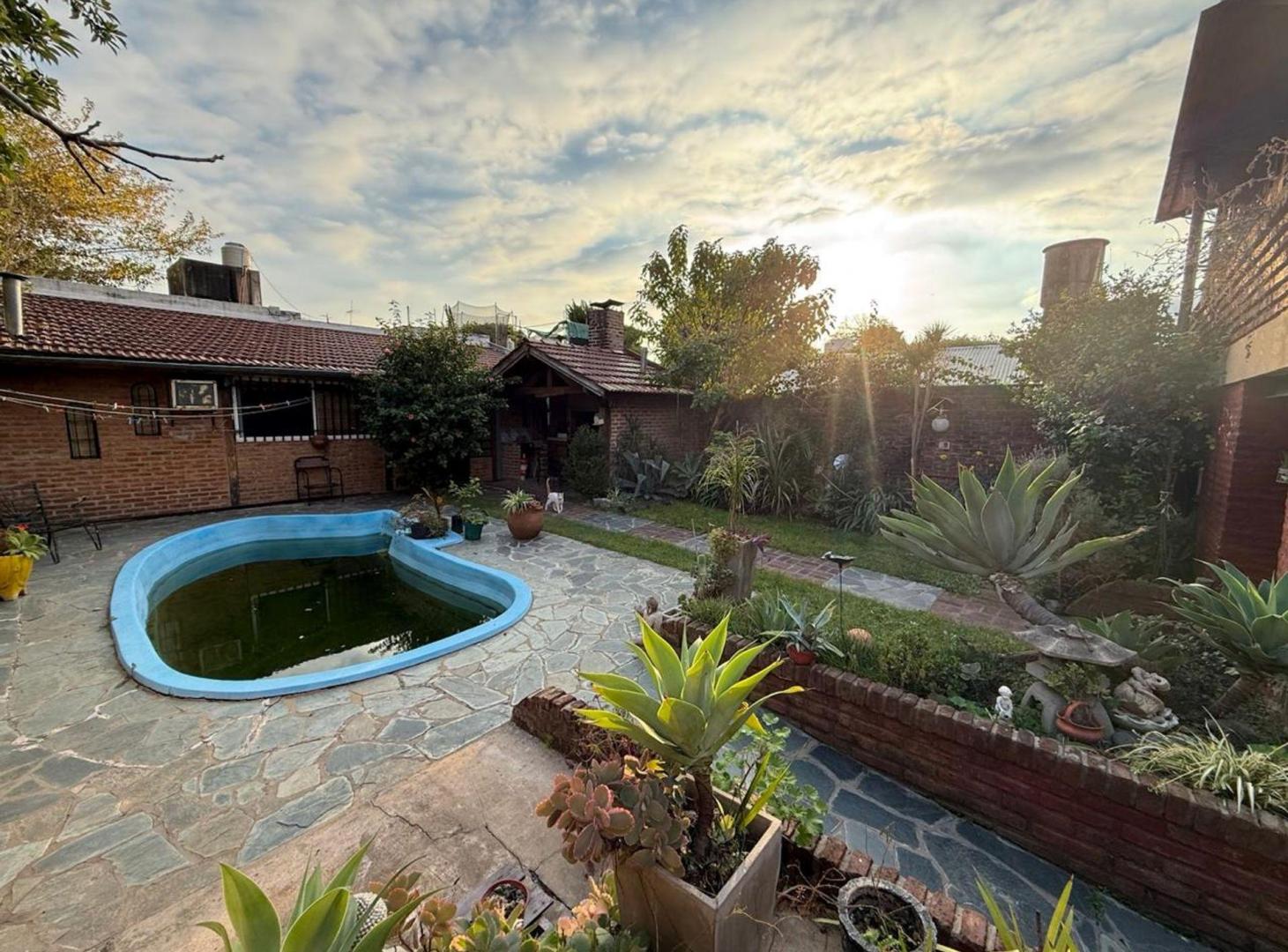 Foto de VENTA CASA 5AMB QUINCHO PILETA PARRILLA-EL PALOMAR, imagen 3