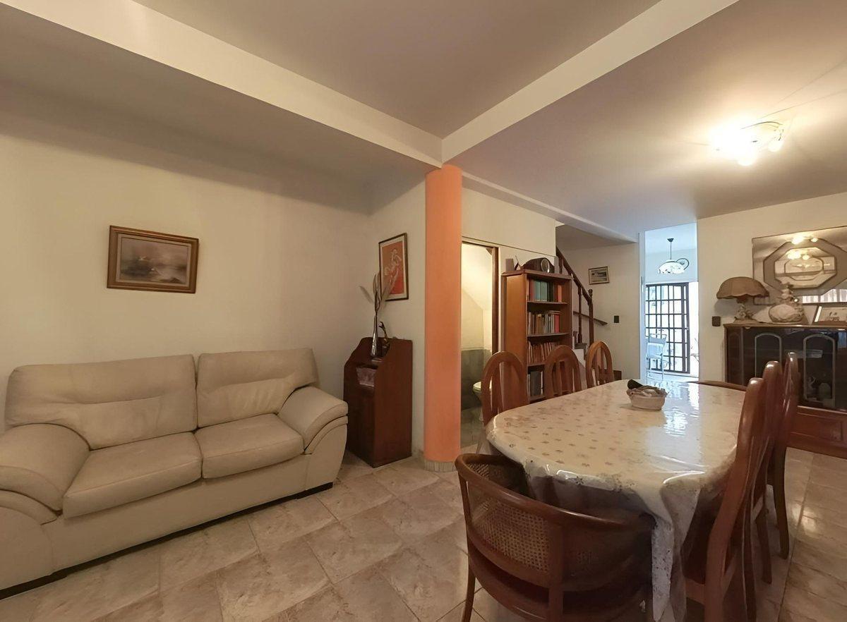 Foto de VENTA PH TRIPLEX 4 AMB CON COCH. VILLA SANTA RITA, imagen 3