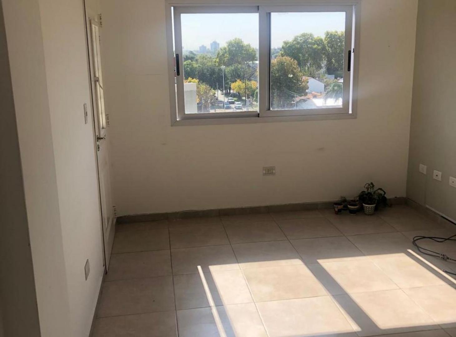 Foto de VENTA DPTO 2 AMB C/COCHERA EN MERLO, imagen 3