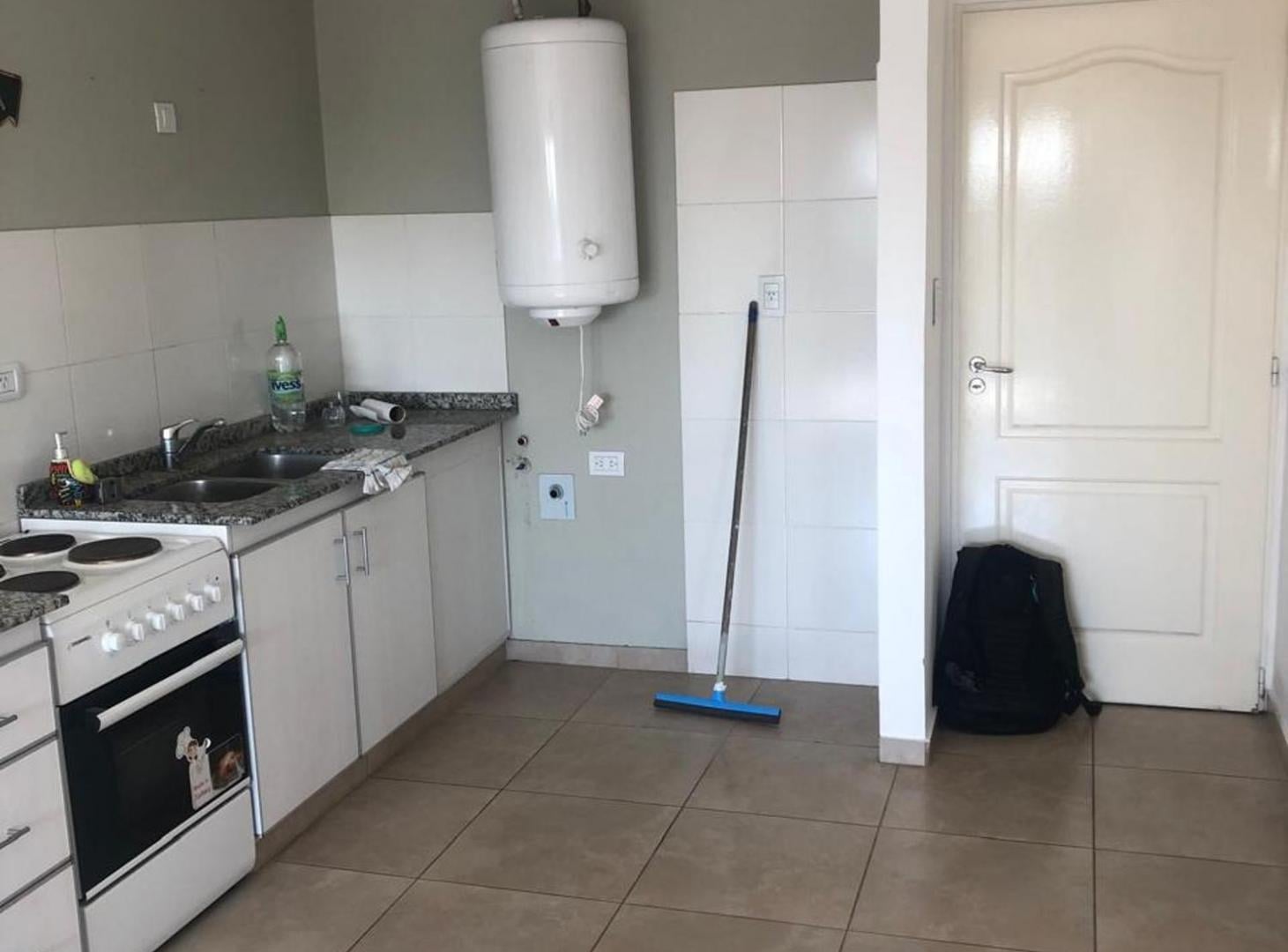 Foto de VENTA DPTO 2 AMB C/COCHERA EN MERLO, imagen 5
