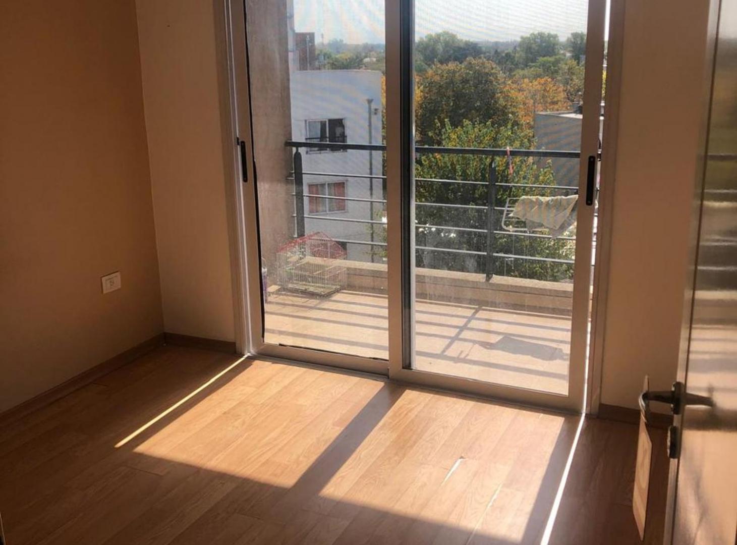 Foto de VENTA DPTO 2 AMB C/COCHERA EN MERLO, imagen 1