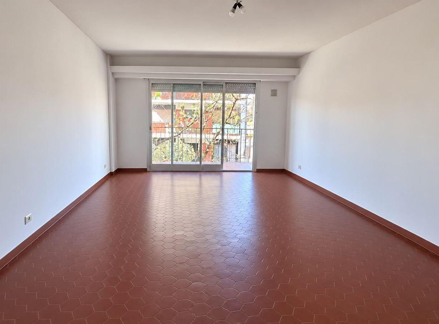 Foto de VENTA DEPARTAMENTO 3 AMBIENTES BALCÓN FLORES NORTE, imagen 3