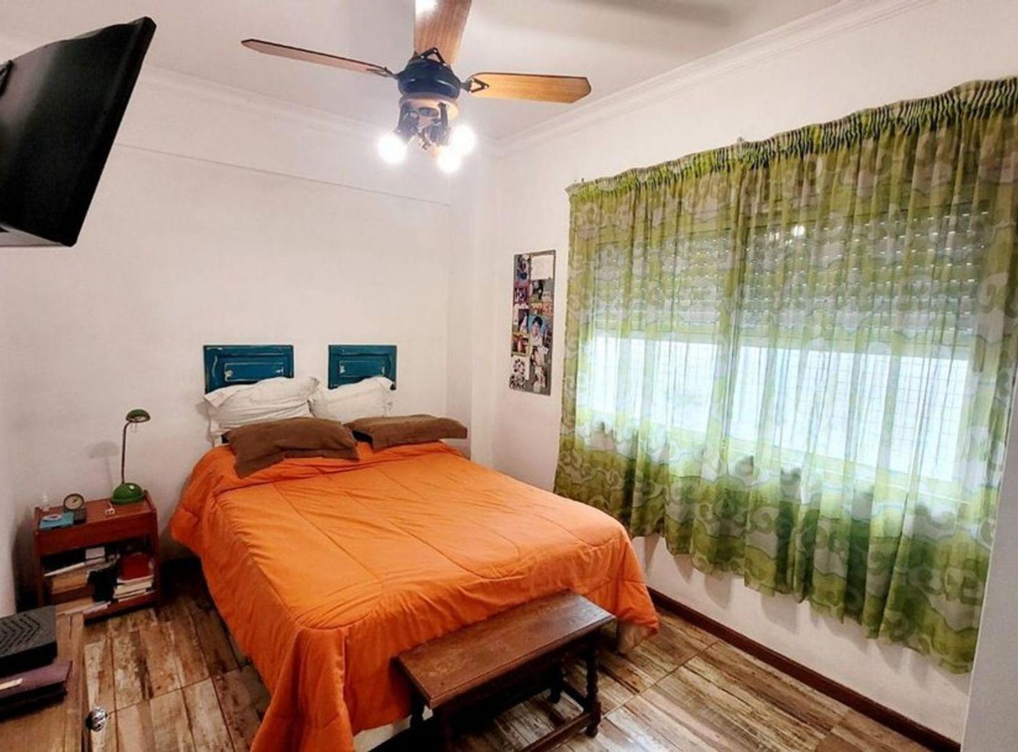 Foto de VENTA DEPARTAMENTO CON COCHERA, imagen 2