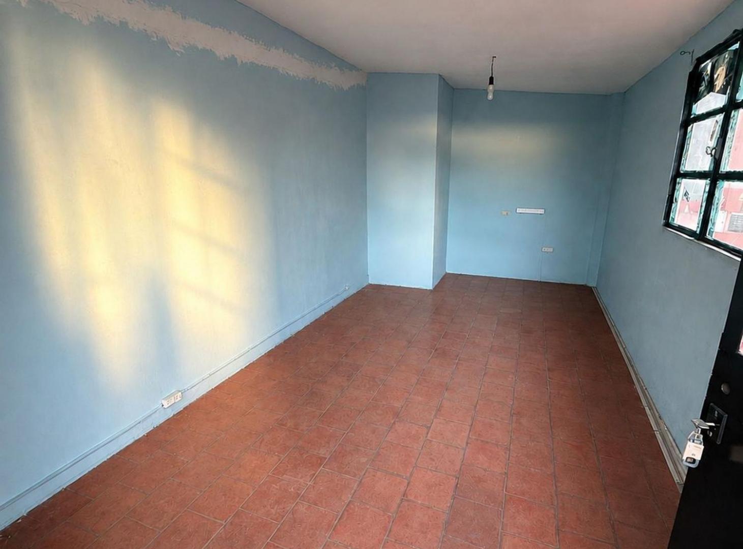 Foto de VENTA PH 4 AMB EN MONTE CASTRO CON TERRAZA, imagen 3