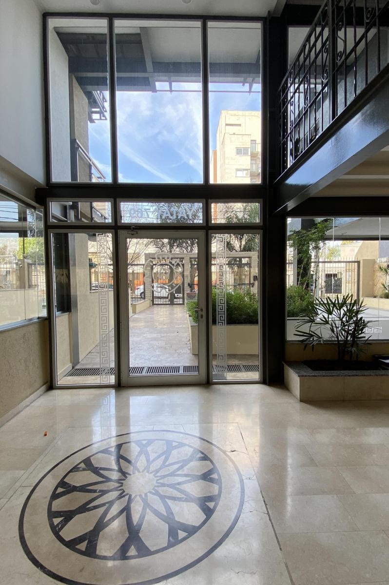 Departamento de Categoría en Morón - Dueño financia parte del Precio