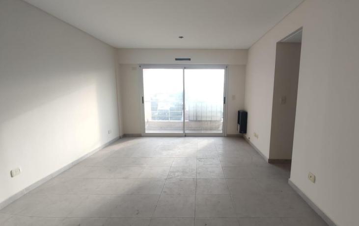 Departamento de 3 Ambientes en Castelar Norte 3
