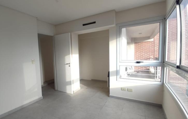 Departamento de 3 Ambientes en Castelar Norte 1