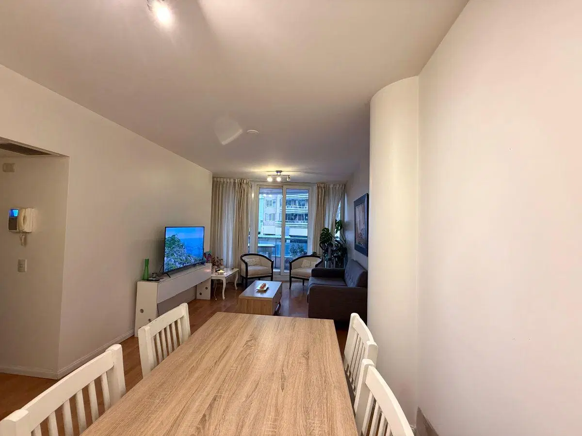 Departamento en Venta de 90 m2 con 3 habitaciones en el centro de Ramos Mejía 2