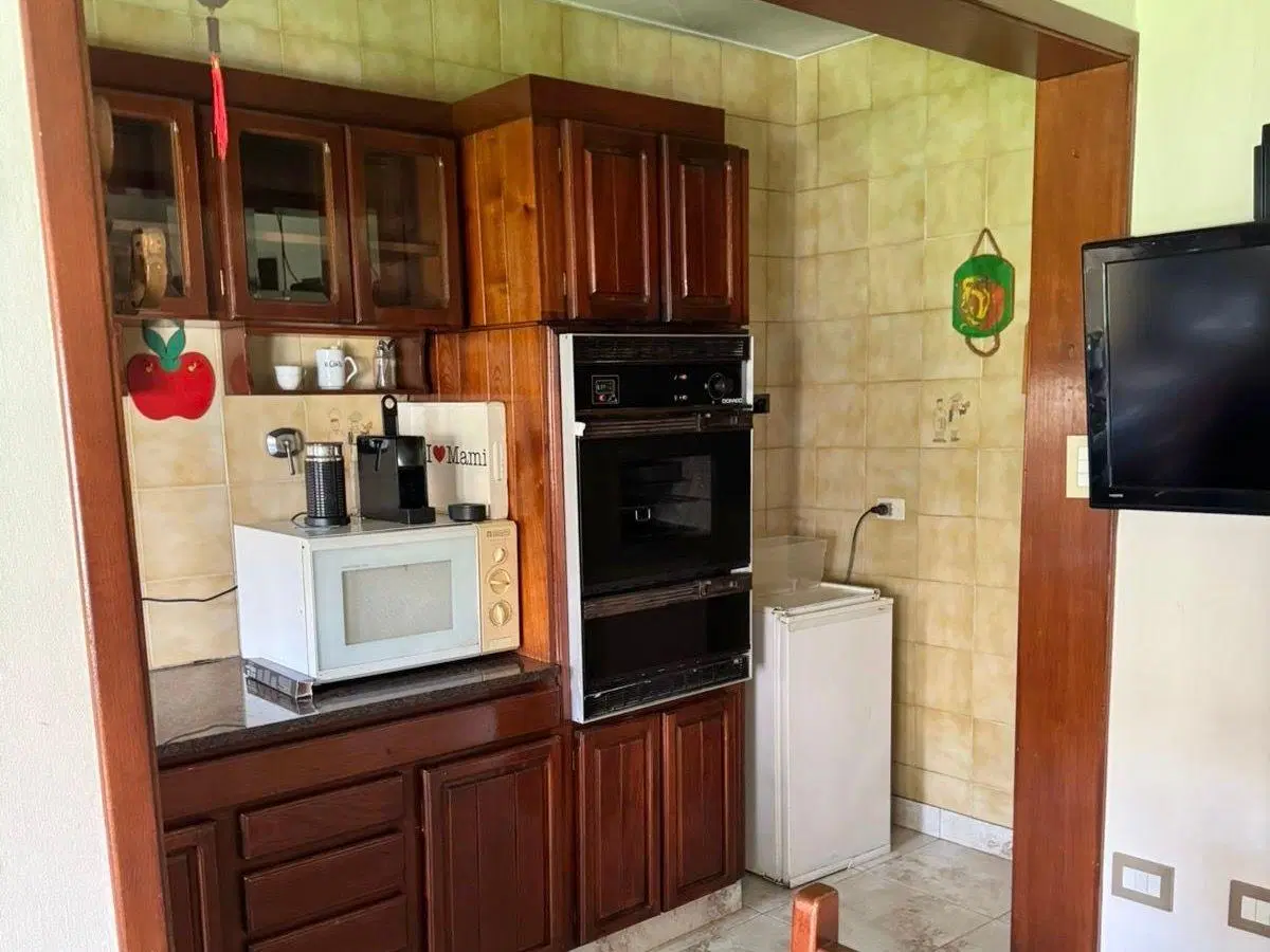 Casa en Venta en Castelar Sur de 271 m² con 4 dormitorios, Jardín con Pileta y Quincho 8