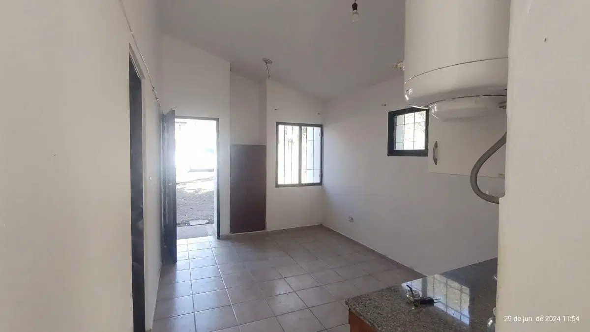 CASA EN ALQUILER UNQUILLO 2 DORMITORIOS 2