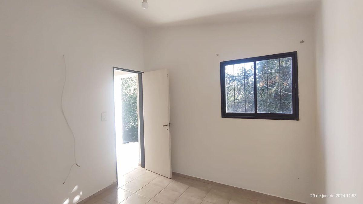 Foto de CASA EN VENTA UNQUILLO 2 DORMITORIOS, imagen 2