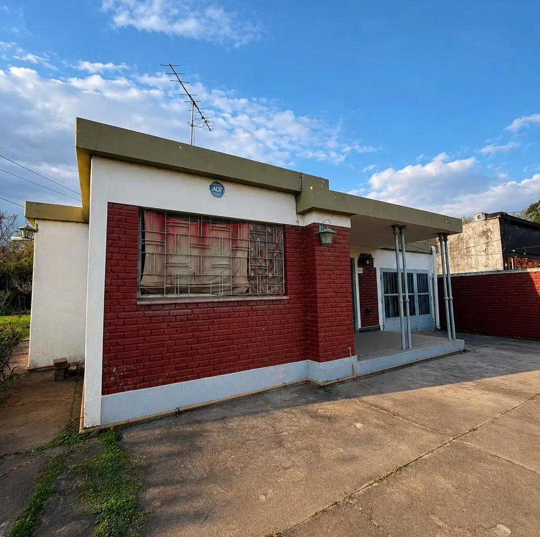 CASA EN VENTA EN MENDIOLAZA CENTRO 2