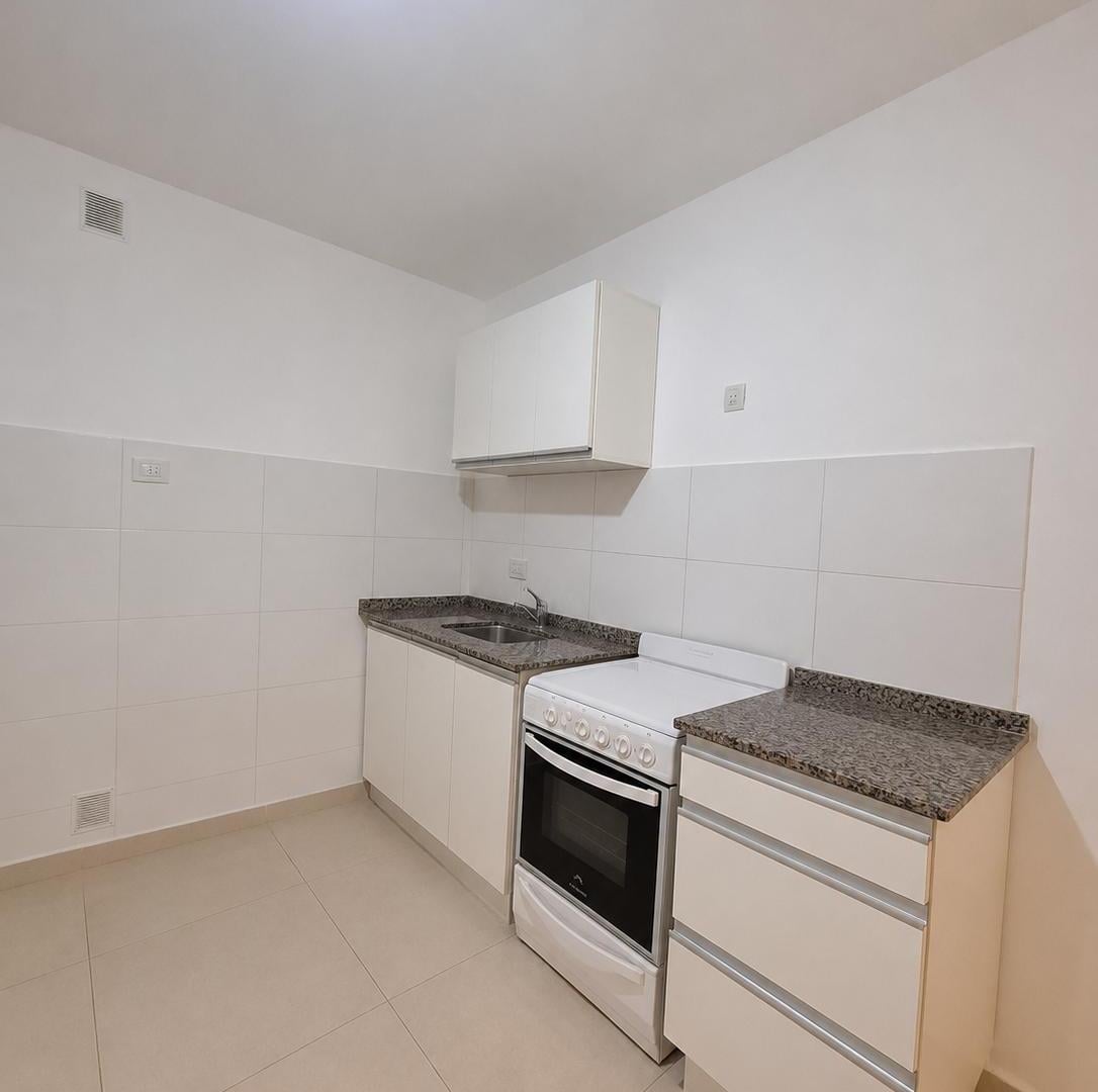 Foto de Departamento en alquiler en VIlla Allende Centro - Complejo Las Palmeras, imagen 1