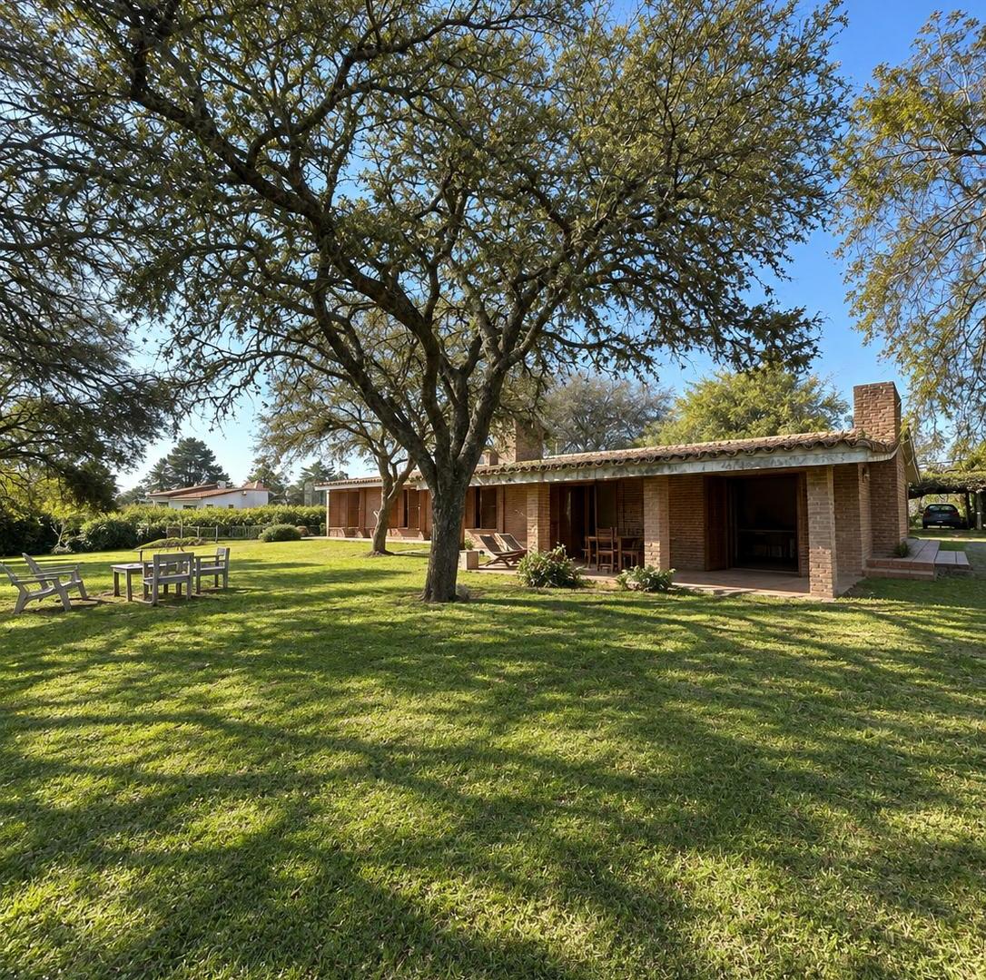 CASA EN VENTA EN VILLA ALLENDE CÓNDOR ALTO
