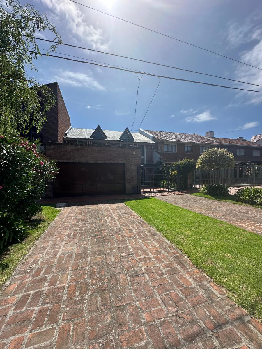 Casa en Excelente Ubicacion Sobre Av Paso Al 900, Lote de 345 m² 5