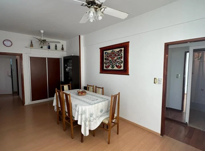 Departamento tres ambientes con dependencia en 65 m2 2