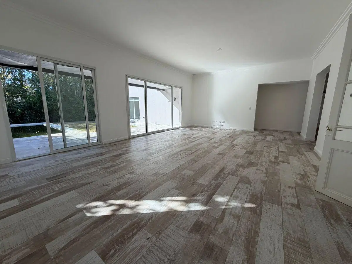 Casa 5 ambientes con pileta en Rumencó, barrio Los Ceibos 2