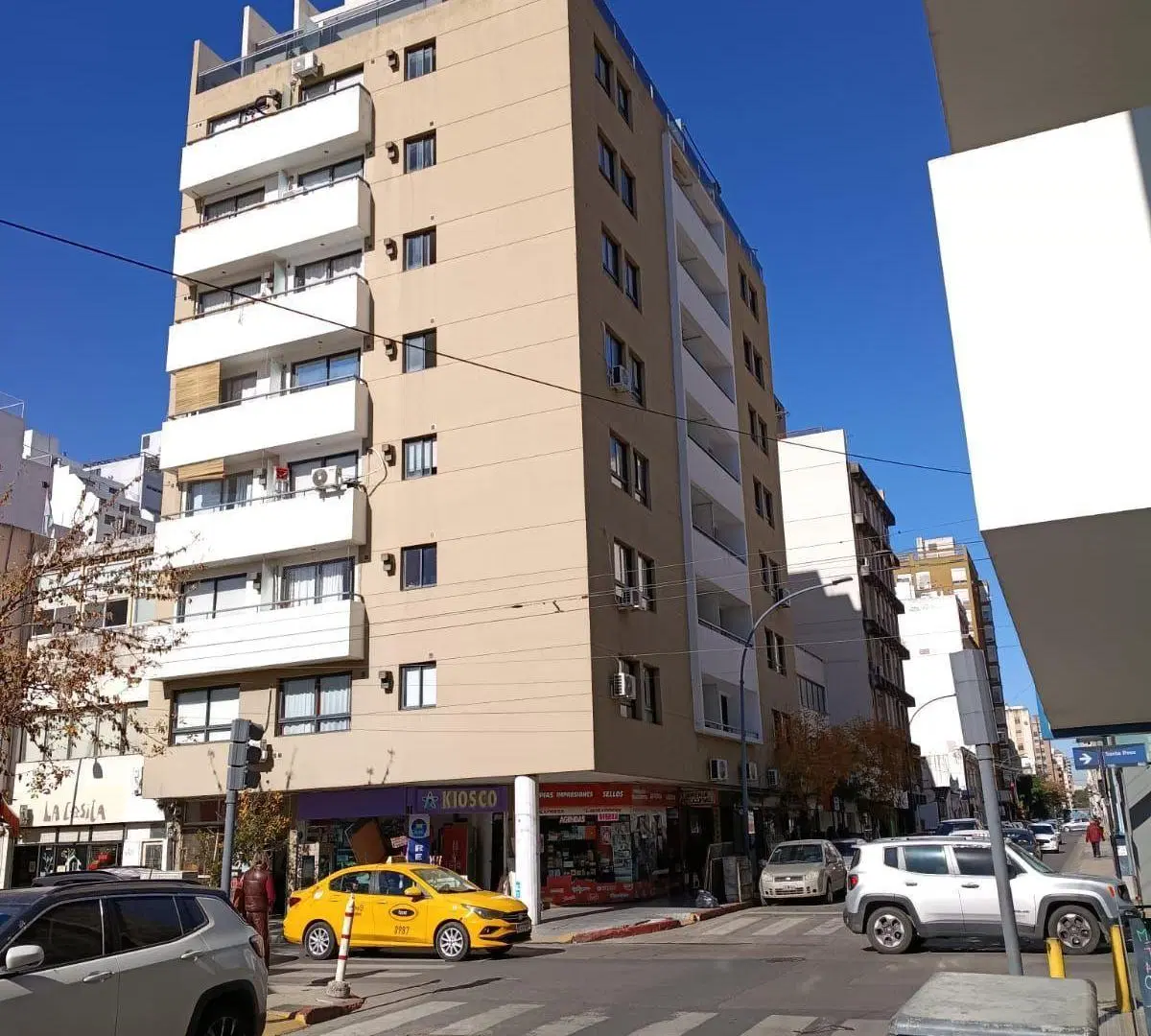 Departamento de 1dorm y medio, con terraza c/ asador 3