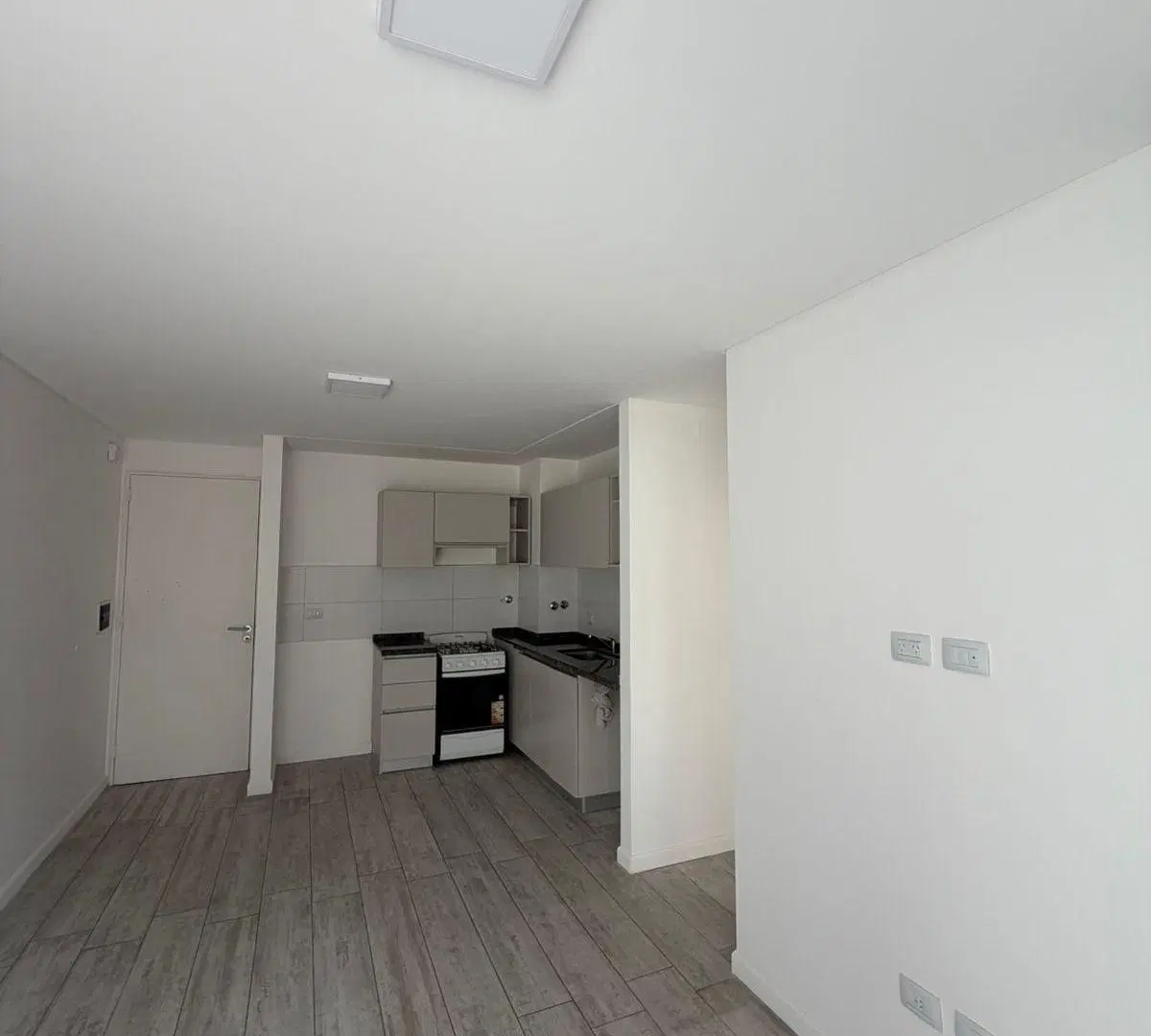 Se alquila departamento de 1 dormitorio en Nueva Córdoba! 1