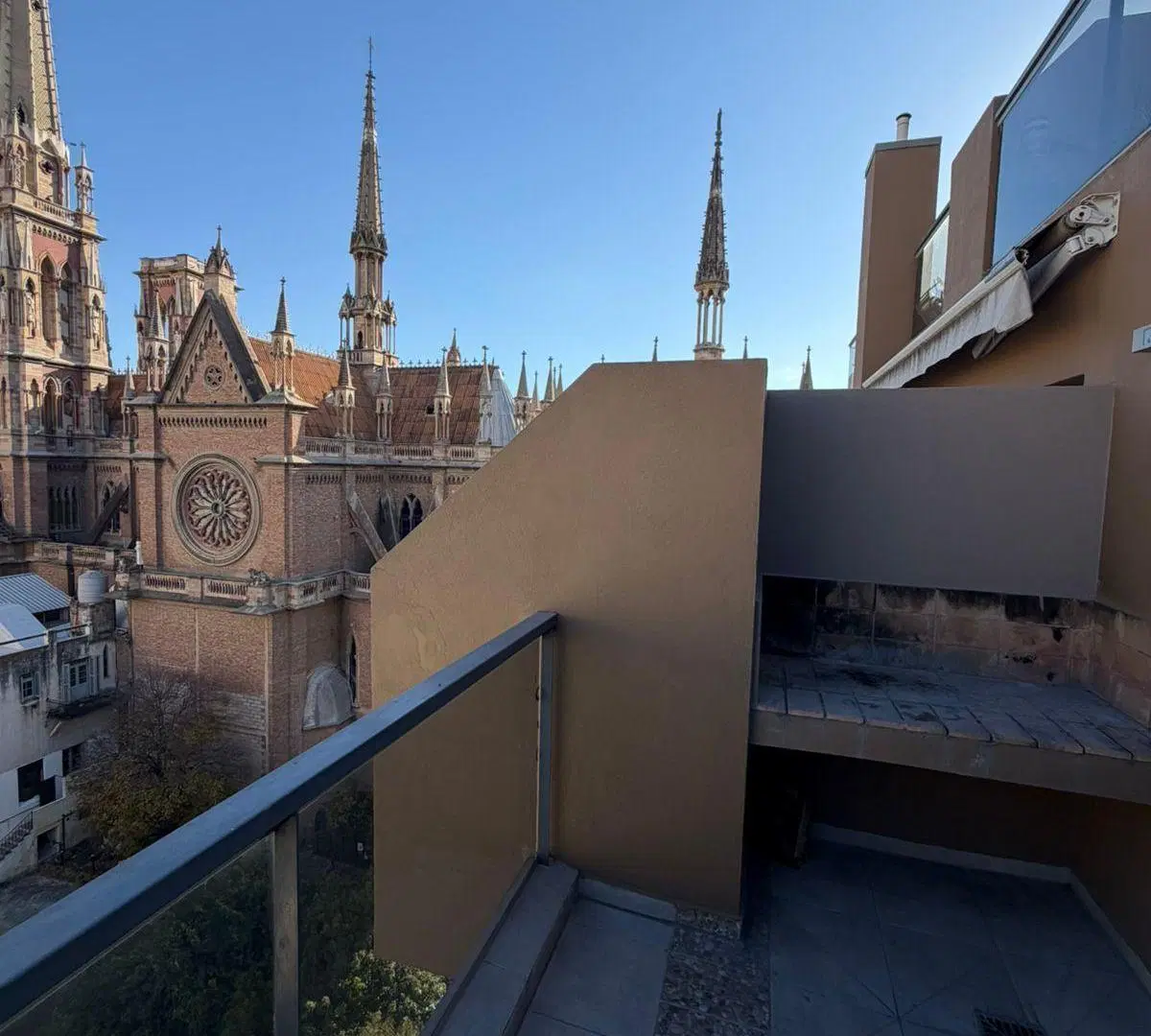 Se alquila departamento de 1 dormitorio en Nueva Cordoba c/ SUM!! 4