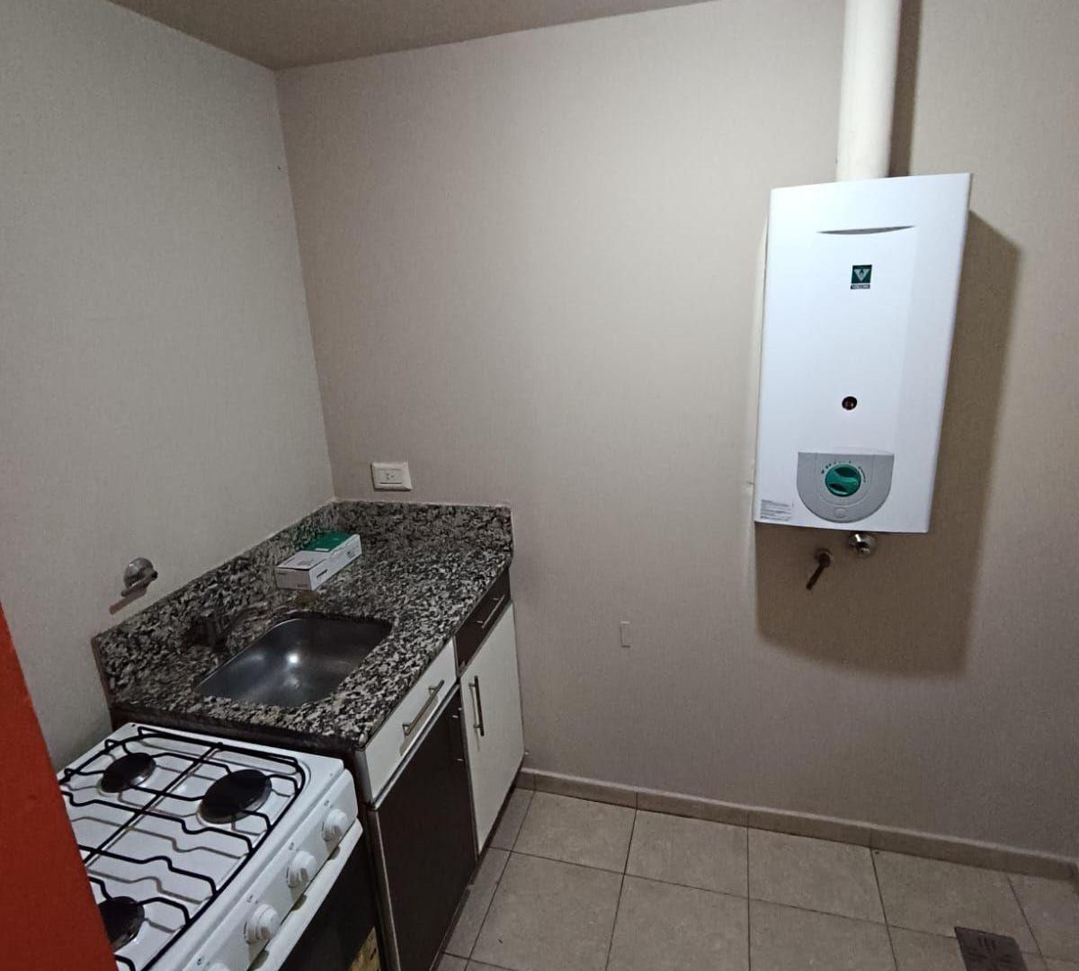 Foto de Departamento de 1 dormitorio con PILETA, imagen 1