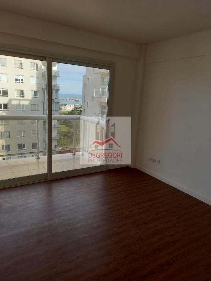 Semipiso 2 Amb, con Cochera 4