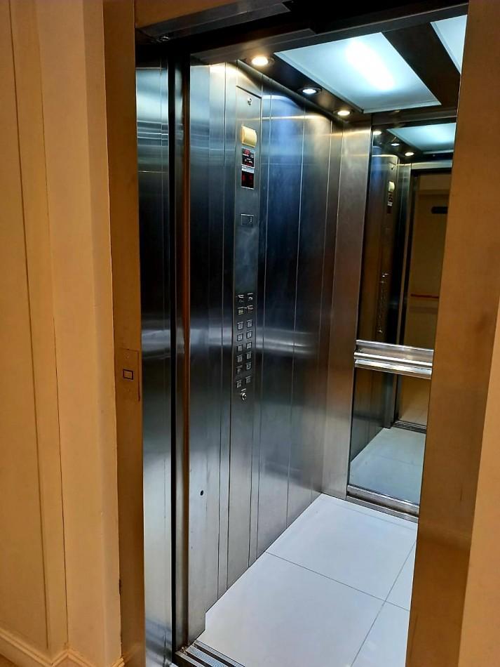 Foto de SEMIPISO 3 AMB EN VENTA MUY LUMINOSO Y DOBLE BALCON., imagen 3