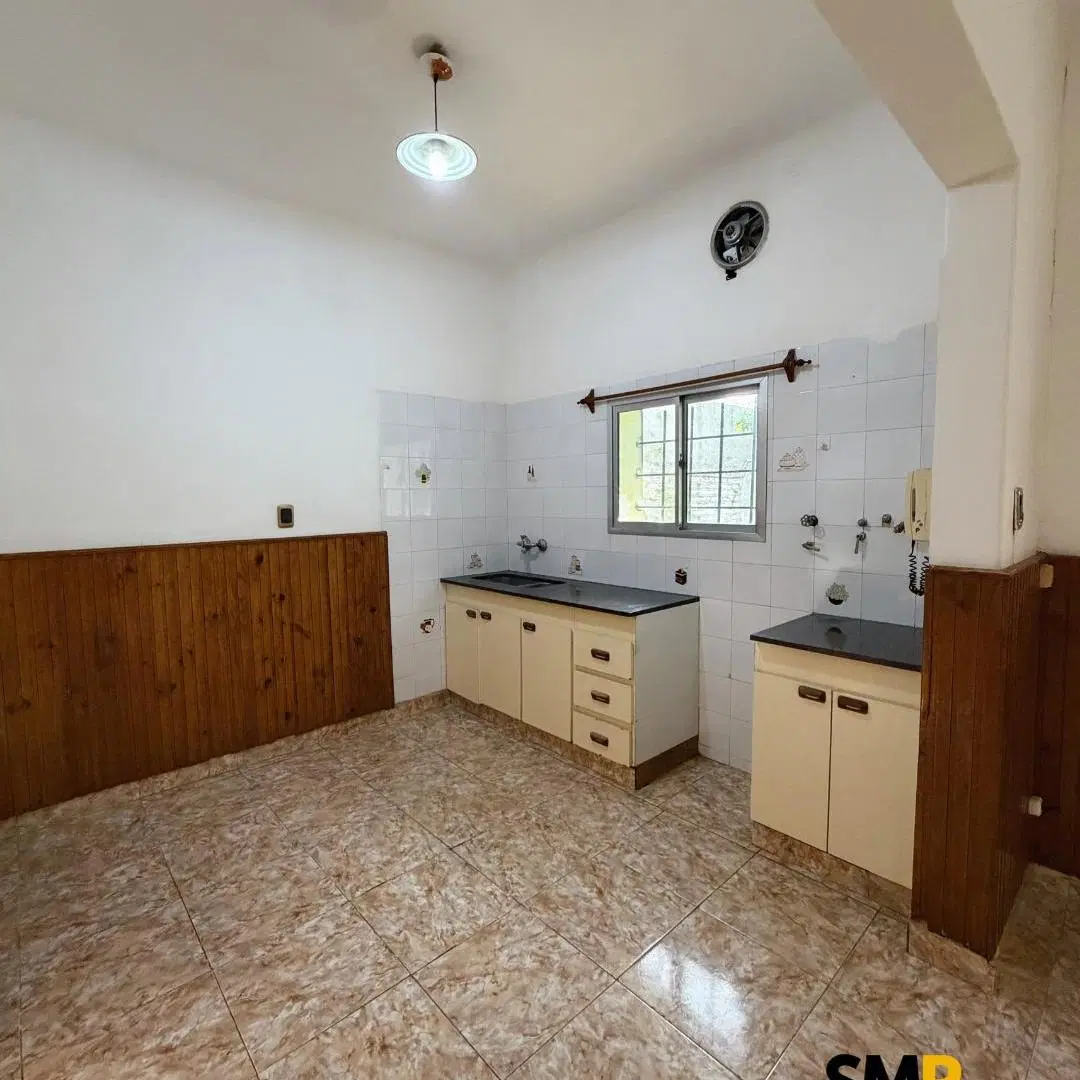 Casa en venta de 2 habitaciones - Rivadavia 1054 4