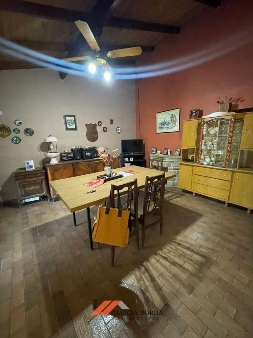 Casa 4 Ambientes. | Calle 46 Al 2900 4