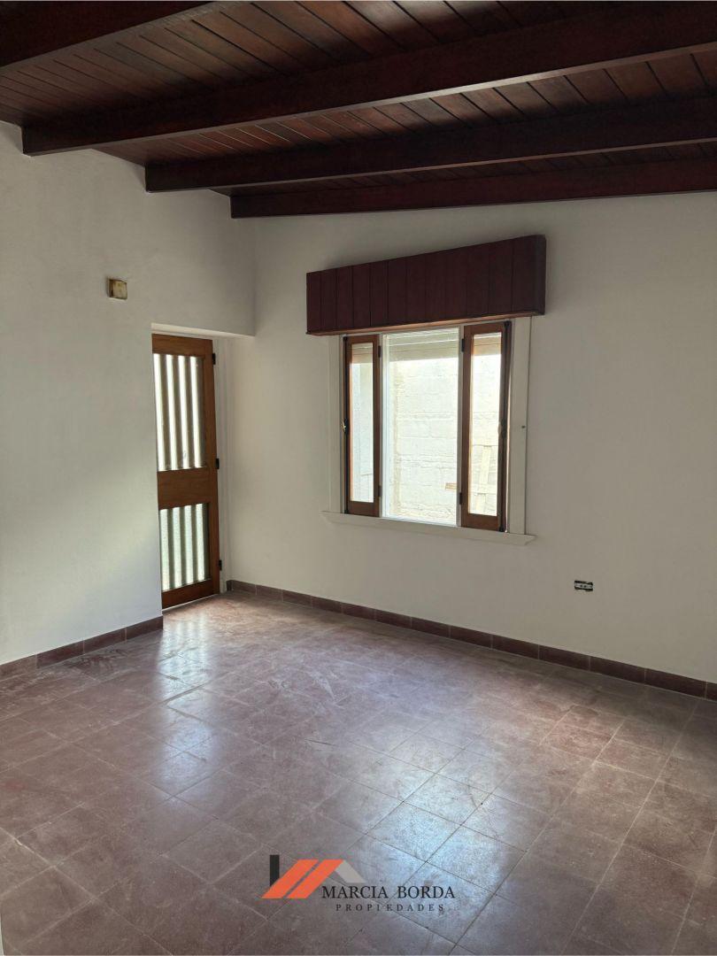 Casa 3 Ambientes. | Calle 46 Al 2900 4